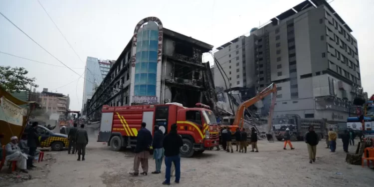 Death toll from Karachi’s Gul Plaza fire rises to 73; 23 identified so far