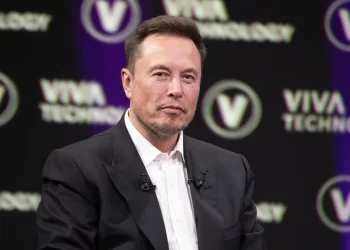 Elon Musk Donates $100,000,000 Worth Of Tesla Shares To Charities As New Year’s Gift