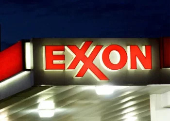 Exxon Mobil still interested in Venezuela visit despite Trump rebuke