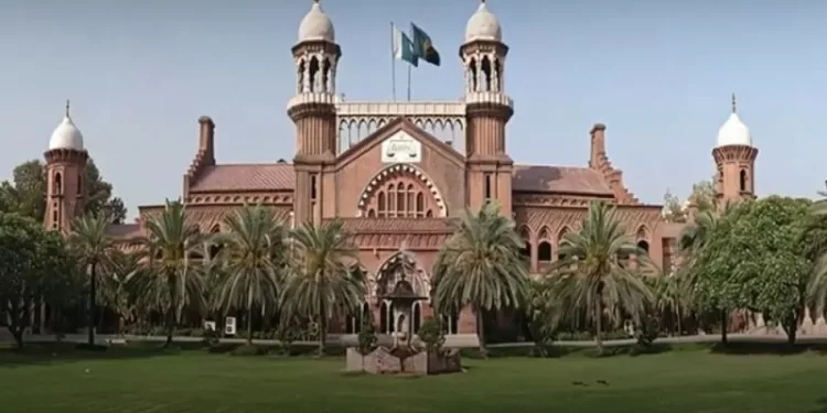 FIA can't act against IRS officers sans FBR’s nod: LHC