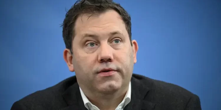 Germany, France ‘will not be blackmailed’ with US tariff threat, finance ministers say