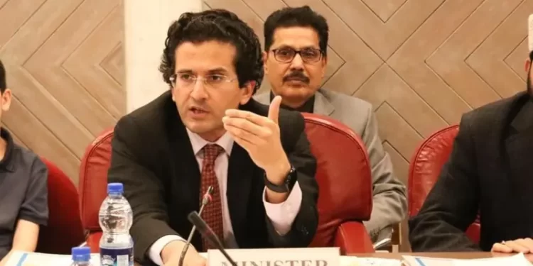 Government mulls fuel levy hike to aid gas sector