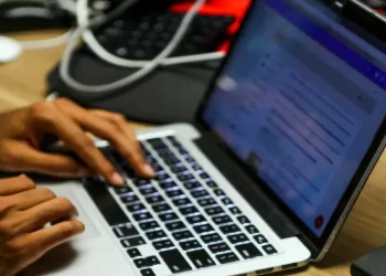 India’s services sector growth hits 11-month low in December, PMI shows