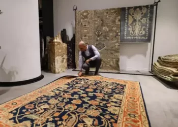 Iranian businesses suffer new blow as internet blackout lingers