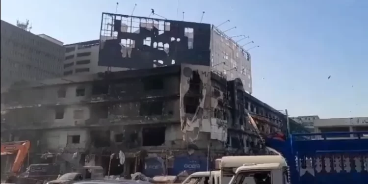 Karachi police form team to arrest those involved in Gul Plaza inferno