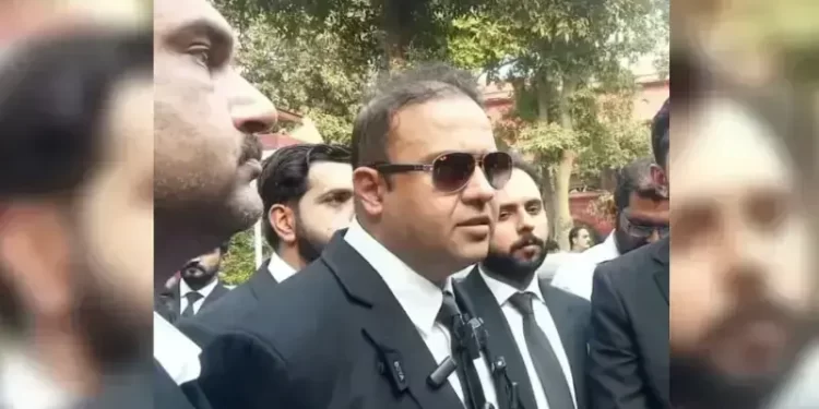 Advocate Ali Ashfaq speaking to the media outside Lahore High Court, Nov 18, 2025. &mdash; Social media/Mian Ali Ashfaq