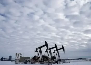 Oil falls as Trump signals dialogue with Iran over nuclear programme