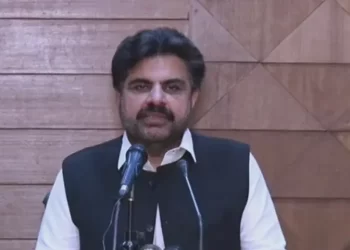 PPP’s Nasir Shah ‘apologises’ to KP CM Afridi for any unpleasant incident during Sindh visit