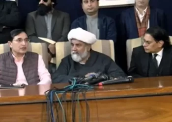 PTI demands meeting between Imran and his family amid reports of ex-premier being taken to hospital