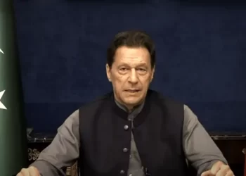 PTI says Imran suffering from ailment that could permanently damage his eyesight if not treated promptly