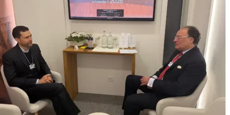 Pakistan, UAE review economic ties, push for investment-led cooperation at WEF