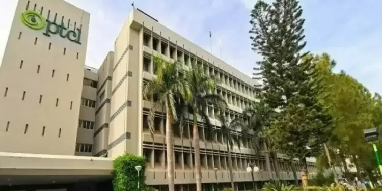 Pakistan, UAE review long-standing PTCL issues