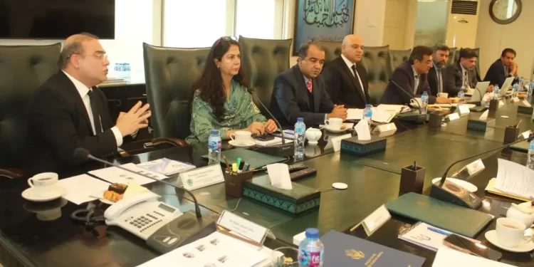 Pakistan, US explore setting up ADR center for corporate disputes