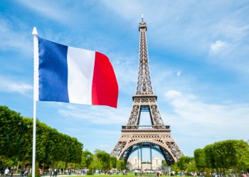 Pakistanis Can Now Apply for Fully Funded YouTube Summit in France