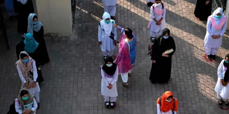 Private Schools Regulatory Authority starts action against schools operating on holidays in Peshawar