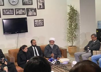 Senate opposition leader Abbas expresses solidarity with Imaan, Hadi; says dissent has been made a crime