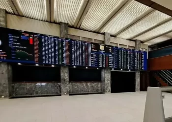 Stocks surge, KSE-100 crosses 188,000 during intra-day tradng