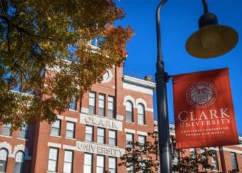 Study in the USA: Clark University Offers Fully Funded Scholarships for Pakistani Students