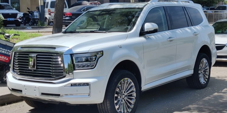 Toyota Cruiser Competitor Tank 500 PHEV Launched at Price of Rs. 2.25 Crore