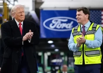 Trump flips off antagonizing worker at Ford plant in Michigan