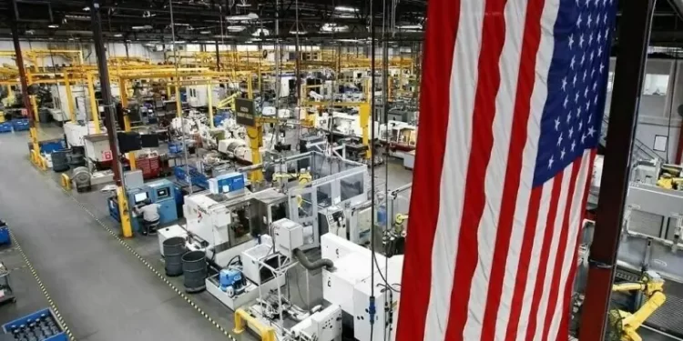 US factory sector contracts for 10th straight month in December