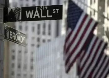 US stocks mixed after muted inflation data