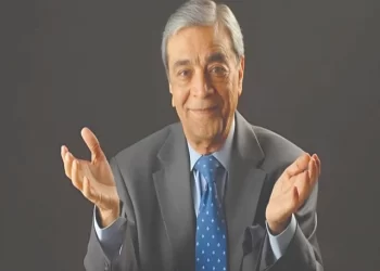 zia mohyeddin photo file