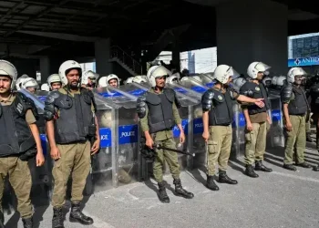 2 policemen martyred as suicide bomber targets checkpost in Bhakkar