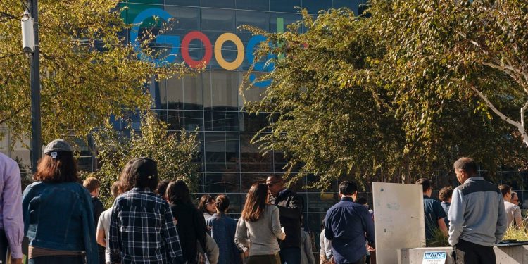 5 Googlers share how they pivoted to AI and reinvented their careers