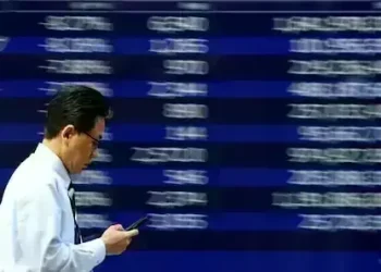 Asia shares becalmed by holidays, dire Japan data - Markets