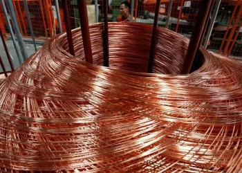 Copper hits highest in more than a week as China returns from holiday