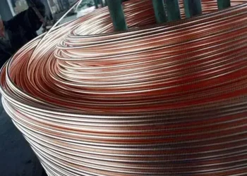 Copper hits three-week high, on track for seventh consecutive monthly gain