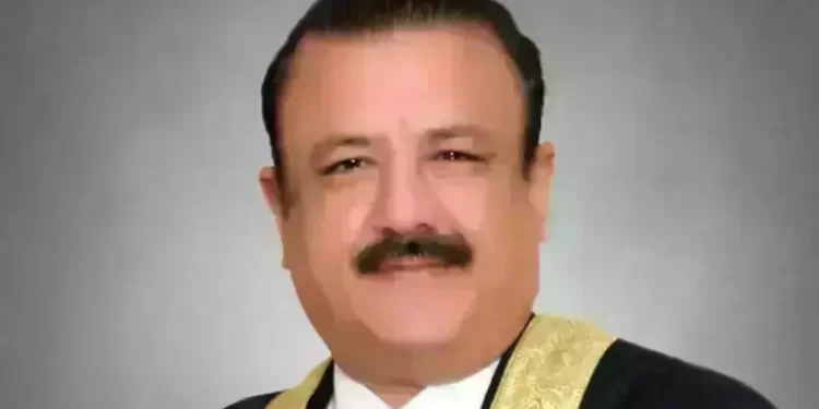 Former IHC judge Tariq Mehmood Jahangiri challenges removal in FCC