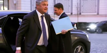 France says EU has the tools to hit back at Trump over tariffs, FT reports