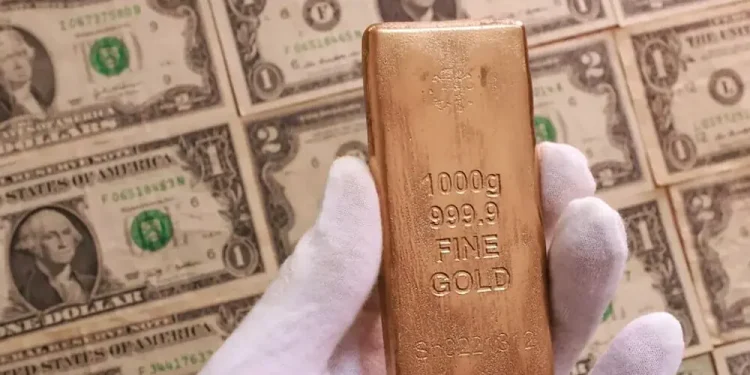 Gold rises as US tariff uncertainty lifts safe-haven demand