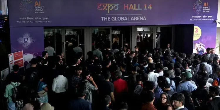 Indian minister apologises after AI summit crowding complaints