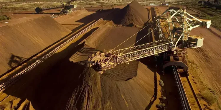 Iron ore dips as traders unwind positions ahead of China holiday