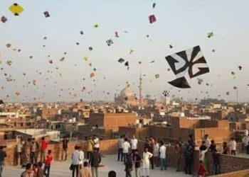 Lahore Jam Packed! Nearly 1 Million Vehicles Entered Lahore for Basant