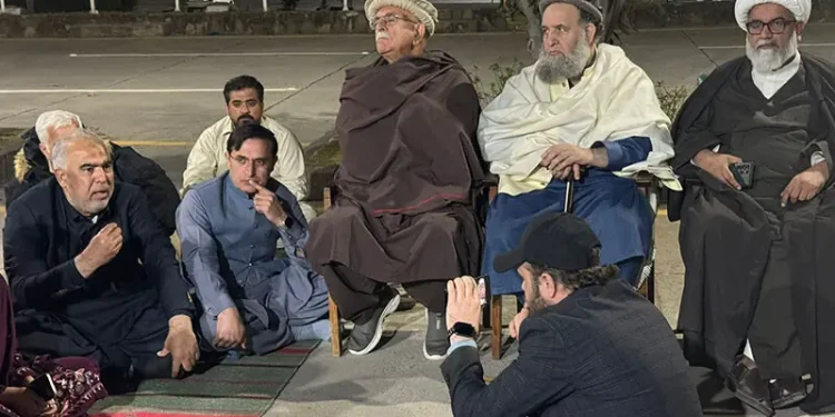 Minister says Imran to be shifted to hospital amid opposition sit-in at Parliament House