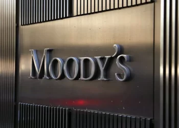 Moody’s cuts Indonesia outlook to negative on governance concerns