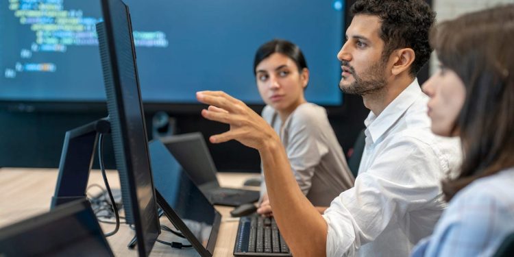 More hiring managers want you to prove you're good with AI during interviews