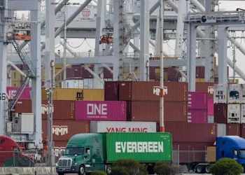 New US tariffs come in at lower 10% rate