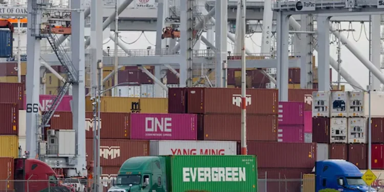 New US tariffs come in at lower 10% rate