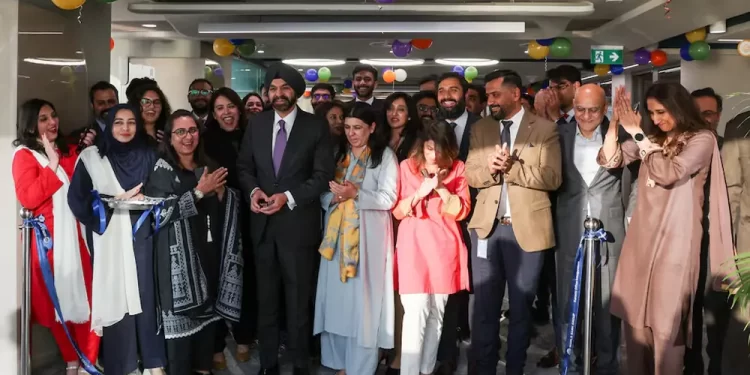 Pakistan must create 30 million jobs over next decade, World Bank president says