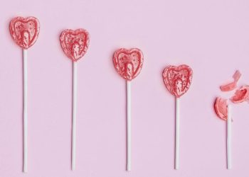 Public breakups are still a thing — and it's awkward for everyone