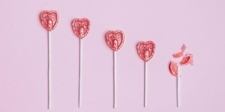 Public breakups are still a thing — and it's awkward for everyone