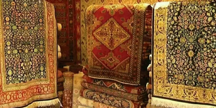 Raw material bottlenecks threaten Pakistan’s carpet exports, warns PCMEA - Markets