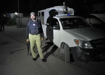 Security forces arrest four facilitators of imambargah attack during raids in Peshawar, Nowshera