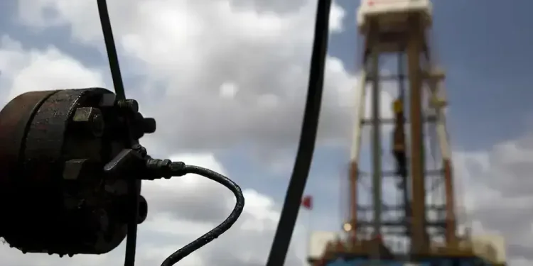 US allows oil majors to resume Venezuela operations