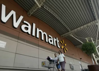Walmart hits $1 trillion in market value for the first time